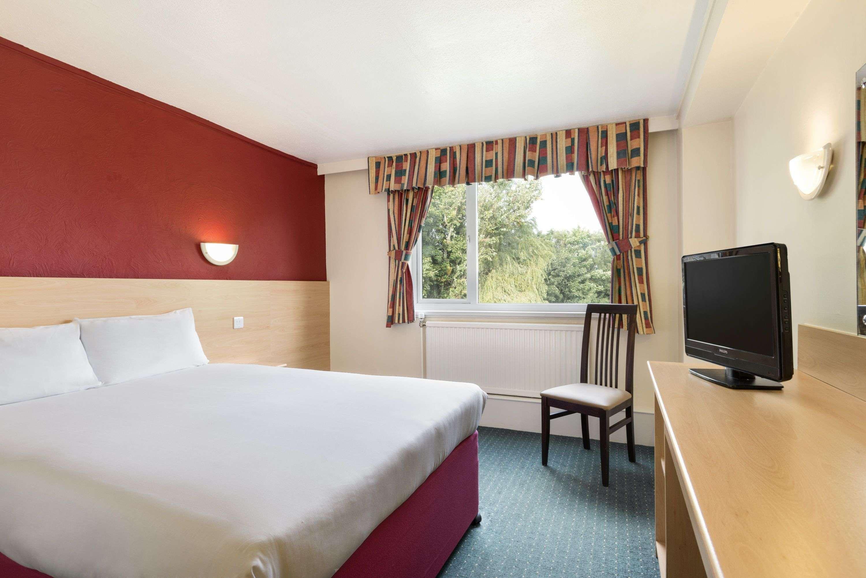 Ramada Chorley South Hotel Exterior photo